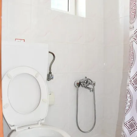 Litinas With Pool Apartment Agia Marina (Crete)